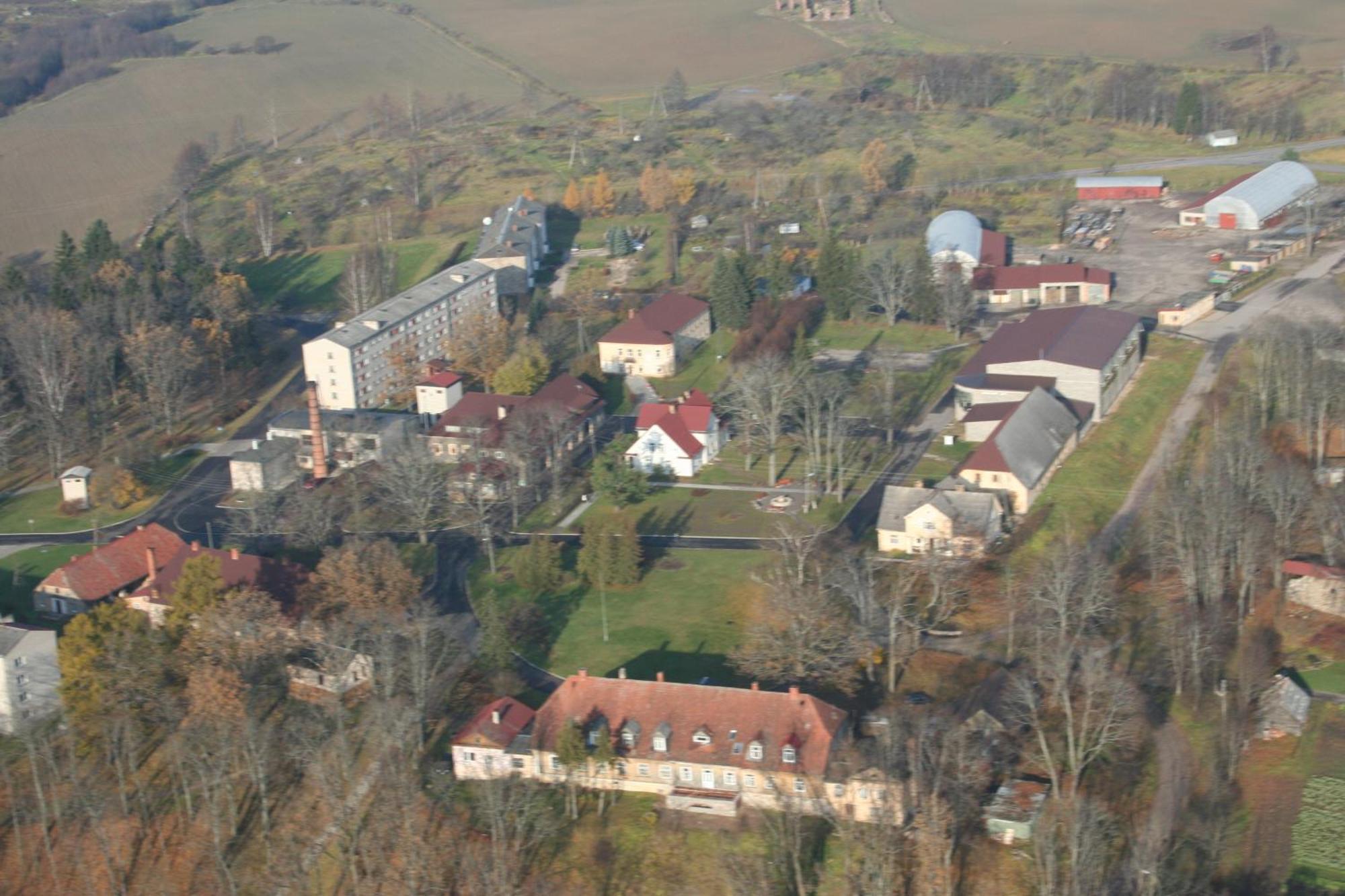 Hotel Kalna Ligzda à Smiltene Extérieur photo